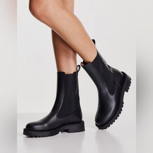 & Other Stories leather chunky sole pull on boots in black